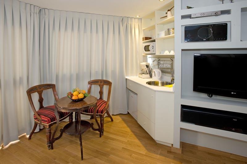 Romantic Suite In カイザリア エクステリア 写真