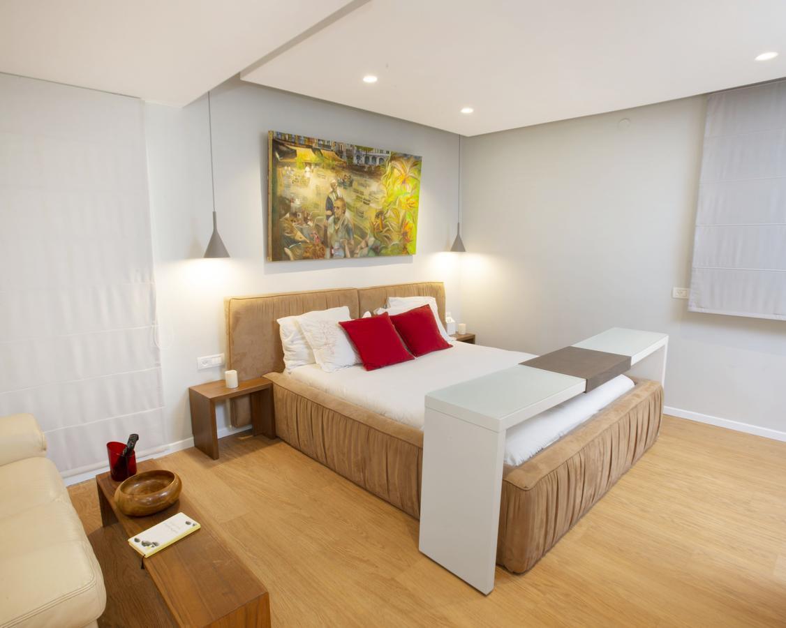 Romantic Suite In カイザリア エクステリア 写真