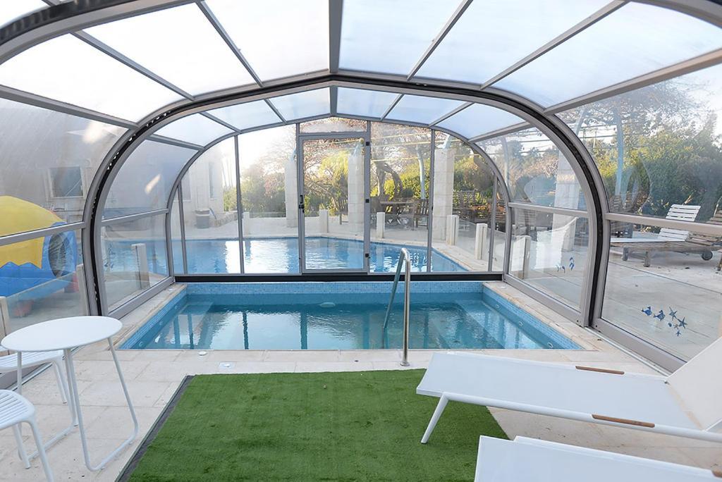 Romantic Suite In カイザリア エクステリア 写真